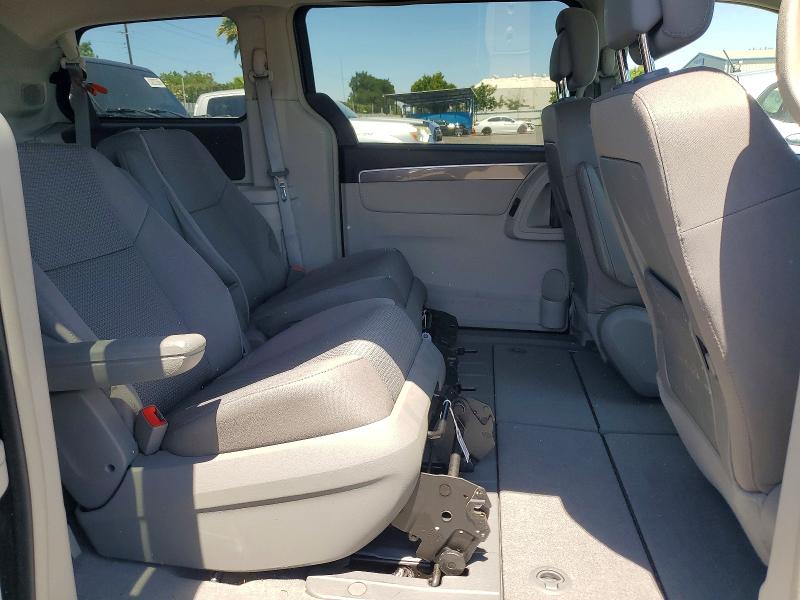 2012 Volkswagen Routan მანქანა იყიდება აუქციონზე, vin: 2C4RVAAG3CR390306, აუქციონის ნომერი: 53634106