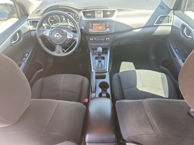 52602836 :رقم المزاد ، 3N1AB7AP5JY290734 vin ، 2018 Nissan Sentra مزاد بيع