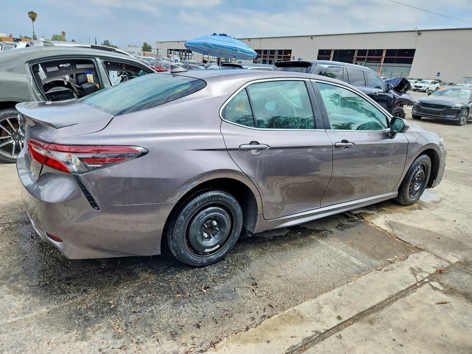 53203706 :رقم المزاد ، 4T1G11AK6RU247655 vin ، 2024 Toyota Camry مزاد بيع