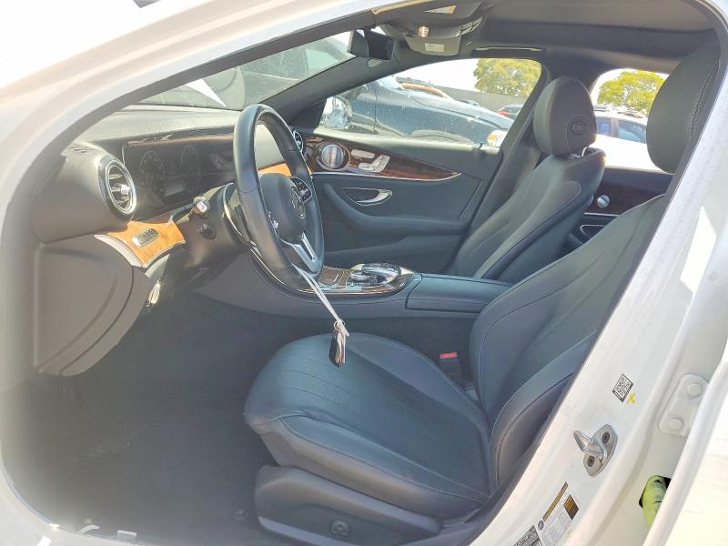 52376006 :رقم المزاد ، WDDZF8DB2LA716175 vin ، 2020 Mercedes-benz E مزاد بيع