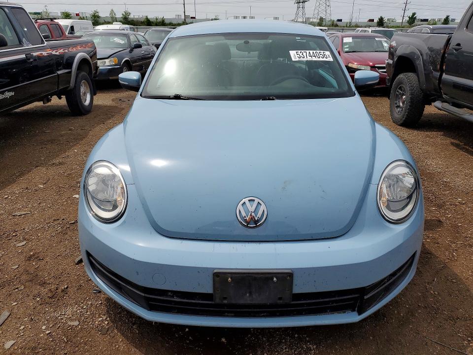 2012 Volkswagen Beetle მანქანა იყიდება აუქციონზე, vin: 3VWJX7AT0CM656599, აუქციონის ნომერი: 53744056