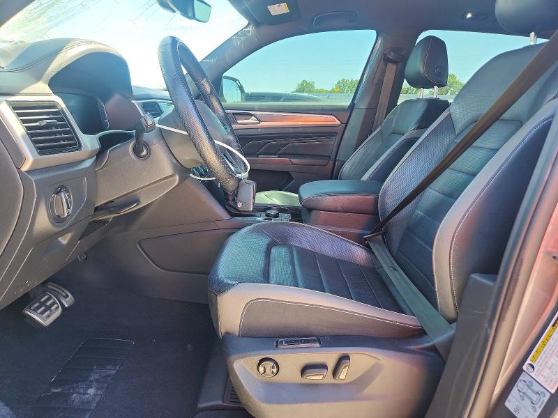 53199196 :رقم المزاد ، 1V2TE2CA6LC231470 vin ، 2020 Volkswagen Atlas Cross Sport مزاد بيع