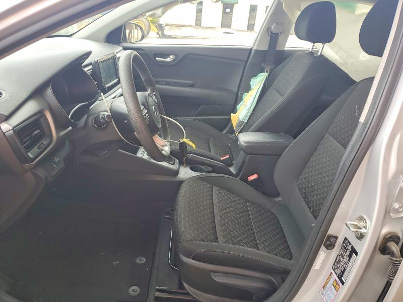 2020 Kia Rio მანქანა იყიდება აუქციონზე, vin: 3KPA24AD5LE299066, აუქციონის ნომერი: 55118366