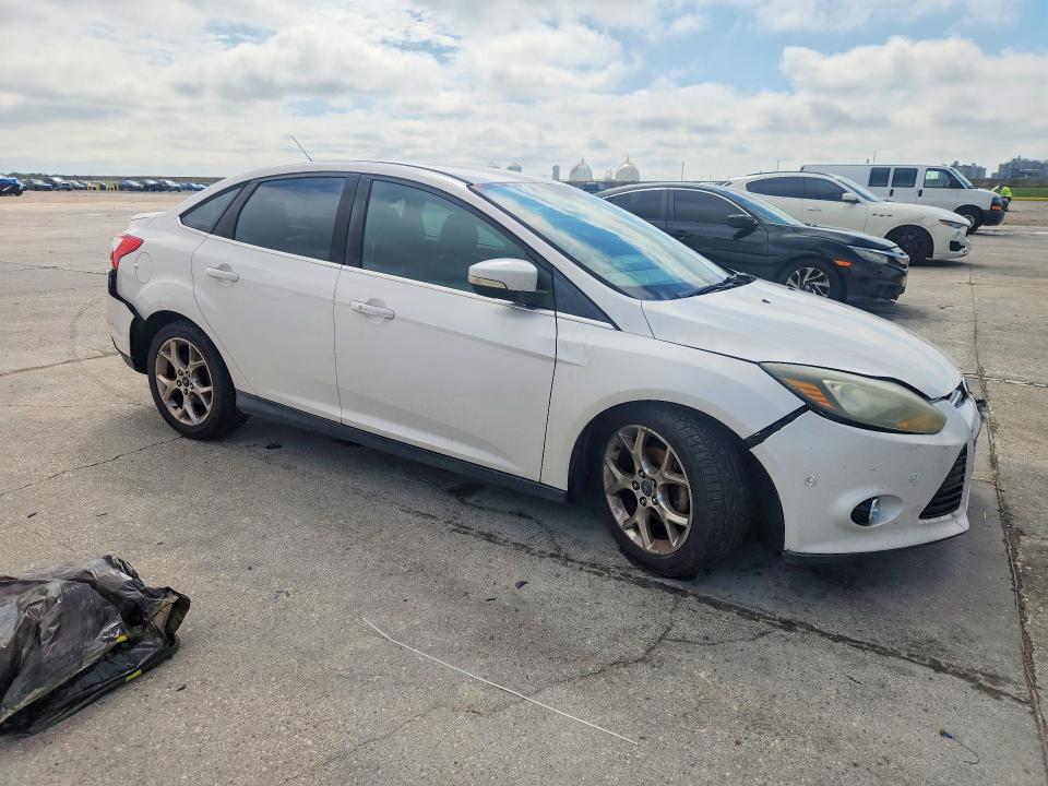 53218986 :رقم المزاد ، 1FADP3J22DL230924 vin ، 2013 Ford Focus مزاد بيع