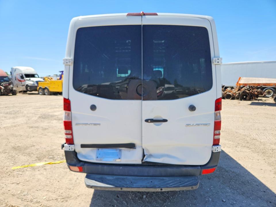 2014 Mercedes Benz Sprinter მანქანა იყიდება აუქციონზე, vin: WD3PE7CC6E5841498, აუქციონის ნომერი: 54722316