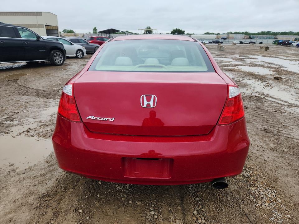55136196 :رقم المزاد ، 1HGCS1B78AA012384 vin ، 2010 Honda Accord مزاد بيع