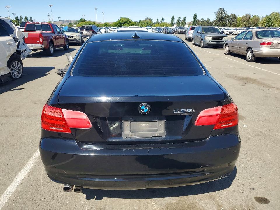 Продаж на аукціоні авто 2011 Bmw 328, vin: WBAKE5C59BE755066, номер лоту: 54008866