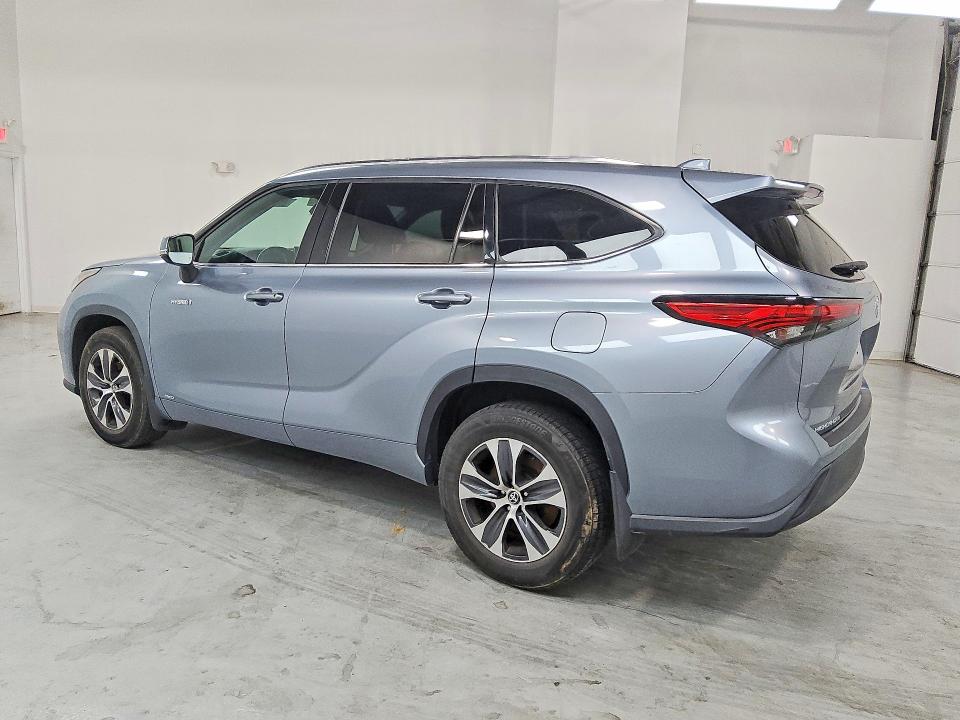 Продажа на аукционе авто 2021 Toyota Highlander, vin: 5TDGBRCH5MS031472, номер лота: 52941786