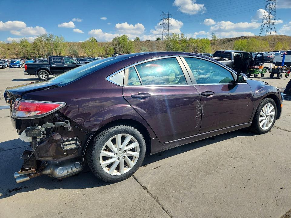 2011 Mazda 6 მანქანა იყიდება აუქციონზე, vin: 1YVHZ8CH7B5M02459, აუქციონის ნომერი: 52220026