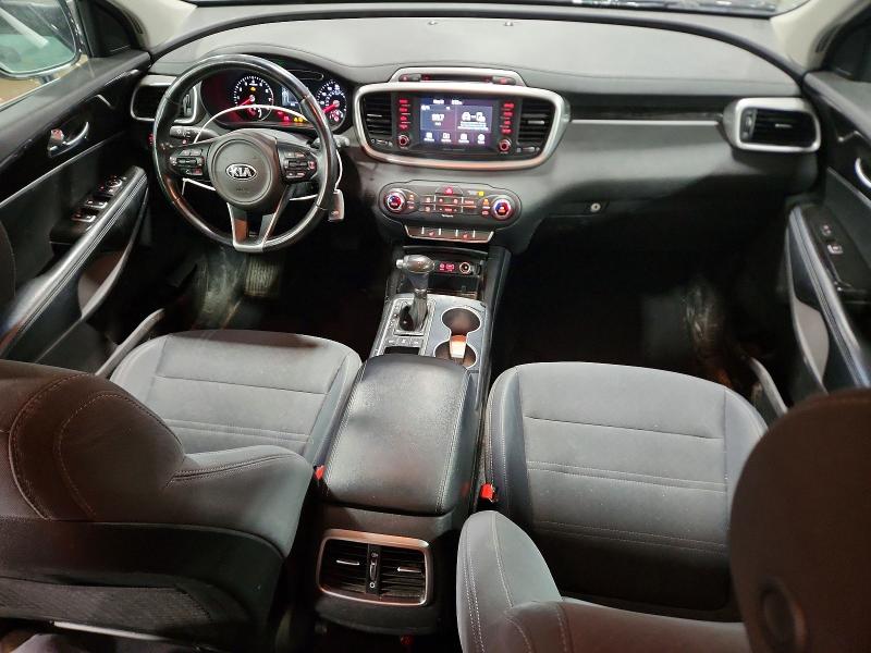 2018 Kia Sorento მანქანა იყიდება აუქციონზე, vin: 5XYPGDA39JG427487, აუქციონის ნომერი: 53247996