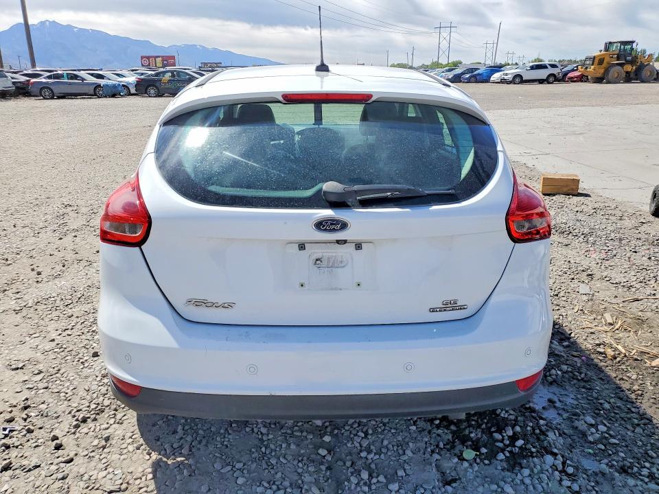 2016 Ford Focus მანქანა იყიდება აუქციონზე, vin: 1FADP3K22GL311439, აუქციონის ნომერი: 54864546