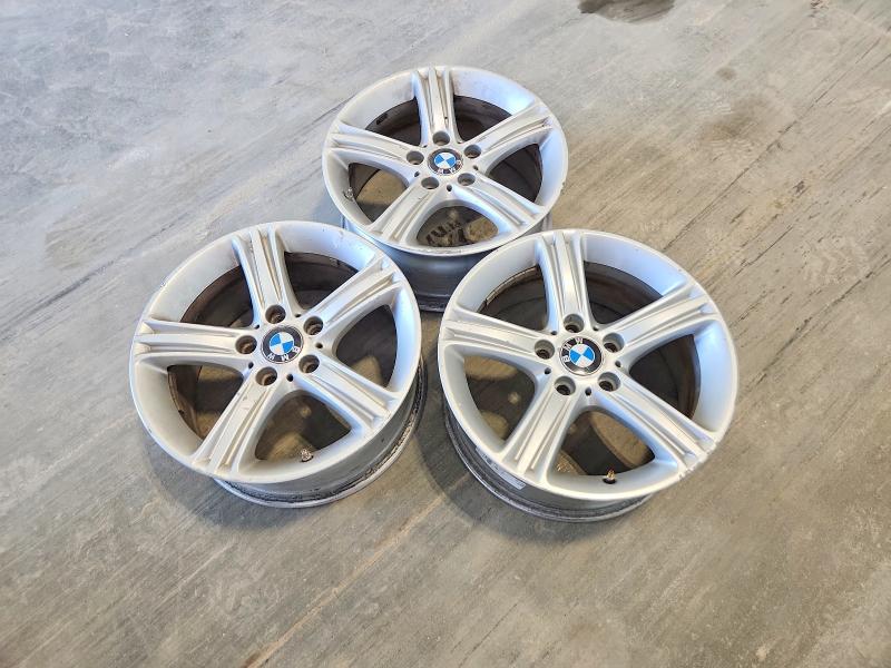 52897866 :رقم المزاد ، WBA3C3C55EK200443 vin ، 2014 Bmw 320 مزاد بيع