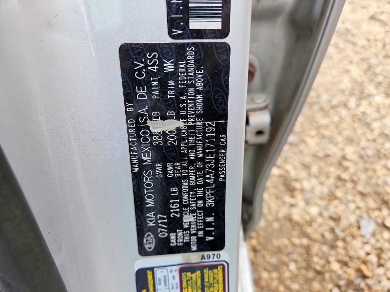 51623216 :رقم المزاد ، 3KPFL4A73JE171192 vin ، 2018 Kia Forte مزاد بيع