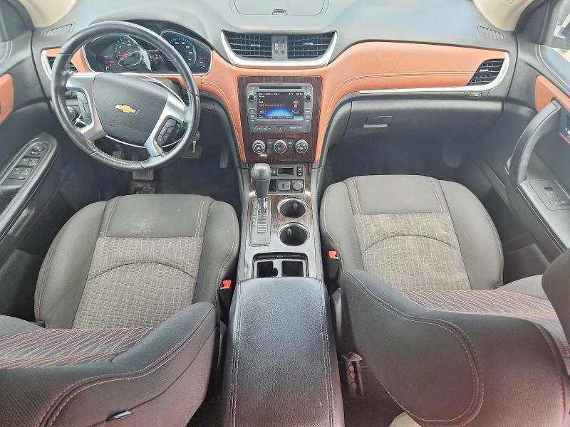 55545546 :رقم المزاد ، 1GNKRGKD8FJ283474 vin ، 2015 Chevrolet Traverse مزاد بيع