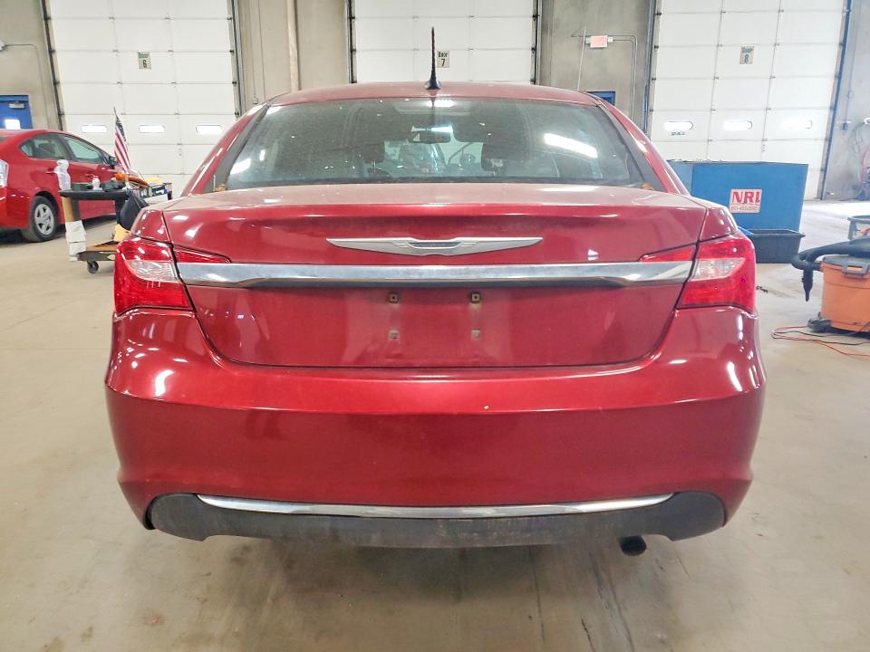 52655746 :رقم المزاد ، 1C3CCBCB5CN197580 vin ، 2012 Chrysler 200 مزاد بيع