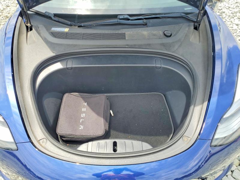 Продажа на аукционе авто 2018 Tesla Model 3, vin: 5YJ3E1EA9JF042823, номер лота: 54553406