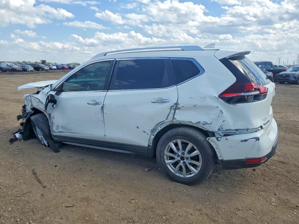 52132526 :رقم المزاد ، KNMAT2MV4HP585746 vin ، 2017 Nissan Rogue مزاد بيع
