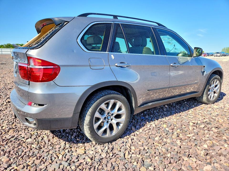 2013 Bmw X5 მანქანა იყიდება აუქციონზე, vin: 5UXZV4C53D0B12855, აუქციონის ნომერი: 52918316