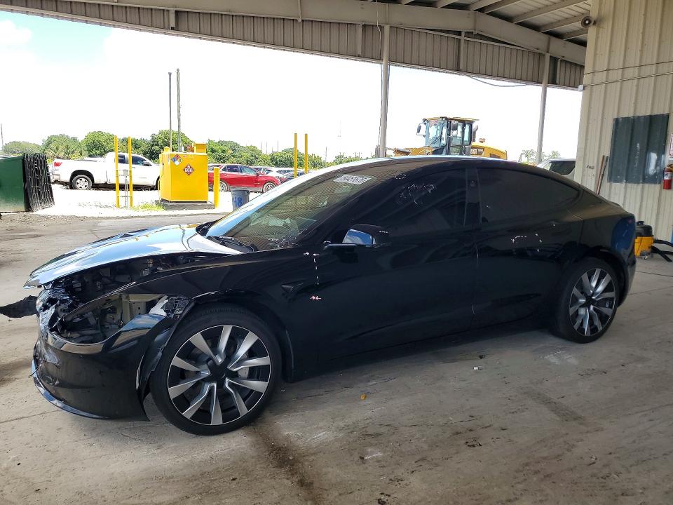 Продажа на аукционе авто 2024 Tesla Model 3, vin: 5YJ3E1EA7RF733571, номер лота: 54451676