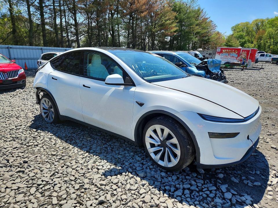 2026 Tesla Model Y მანქანა იყიდება აუქციონზე, vin: 7SAYGDEDXTA416435, აუქციონის ნომერი: 51827356
