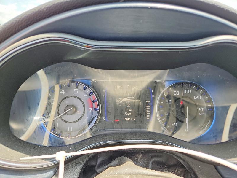 Продажа на аукционе авто 2015 Chrysler 200, vin: 1C3CCCBBXFN717476, номер лота: 53390726