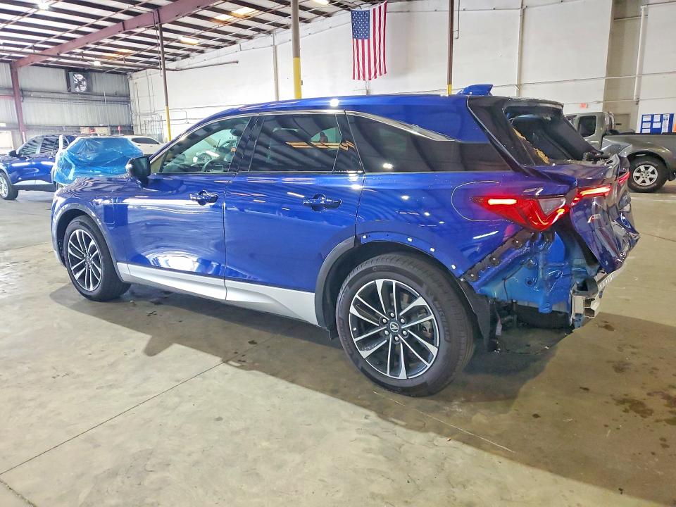 53157206 :رقم المزاد ، 4W5KHMRK3RZ509637 vin ، 2024 Acura Zdx مزاد بيع