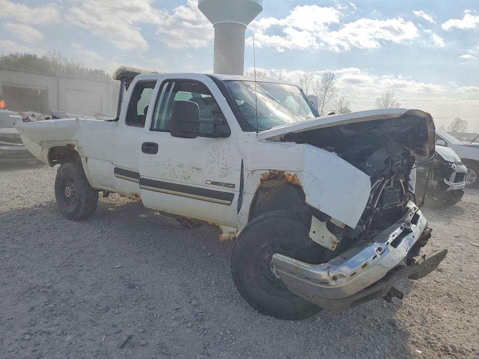 Продажа на аукционе авто 2004 Chevrolet Silverado, vin: 1GCHK29U84E131071, номер лота: 52584636