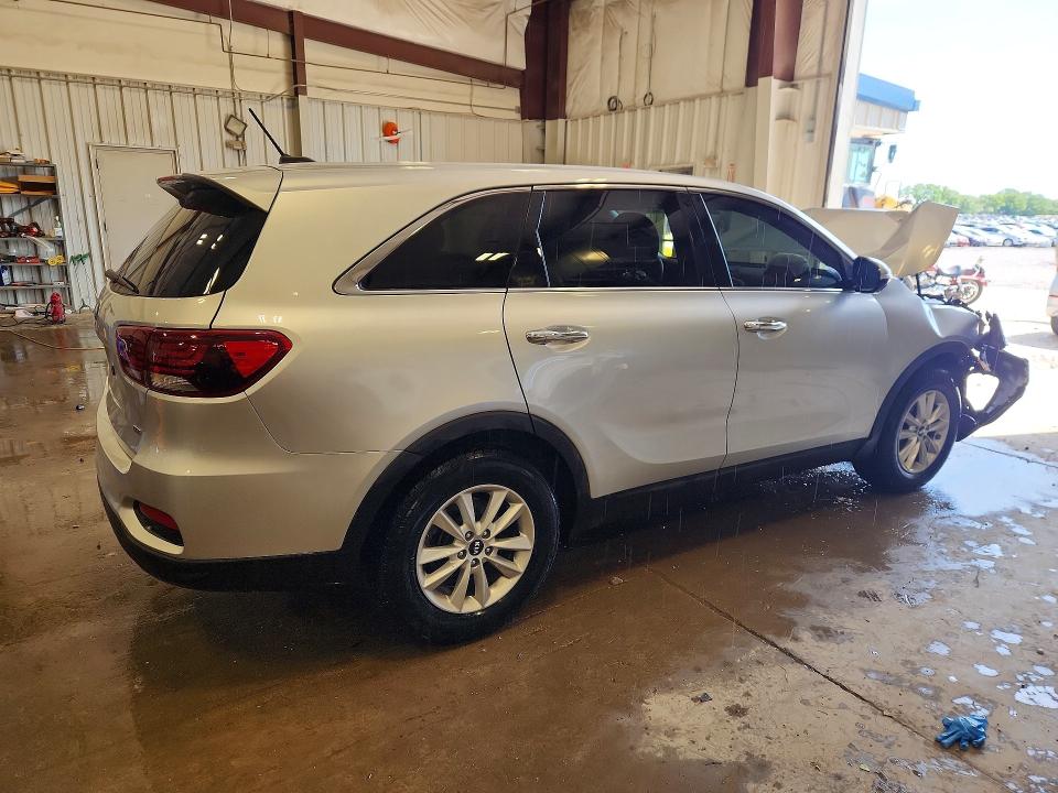 2019 Kia Sorento მანქანა იყიდება აუქციონზე, vin: 5XYPG4A32KG581086, აუქციონის ნომერი: 55379966