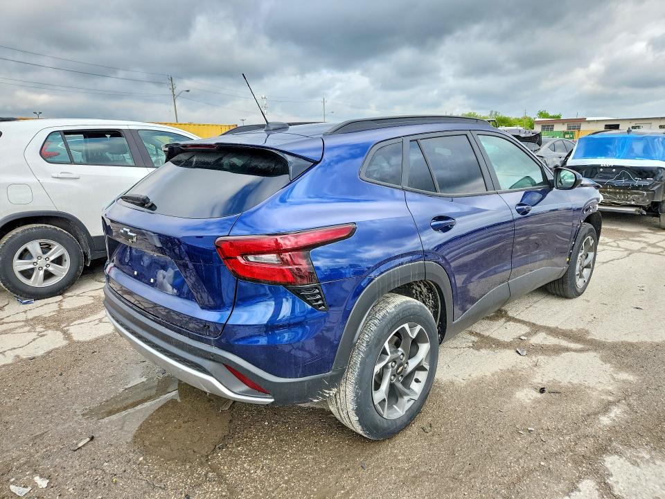 Продажа на аукционе авто 2024 Chevrolet Trax, vin: KL77LHE20RC225848, номер лота: 51355796