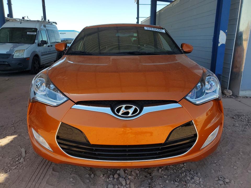 52846686 :رقم المزاد ، KMHTC6AD2HU312300 vin ، 2017 Hyundai Veloster مزاد بيع