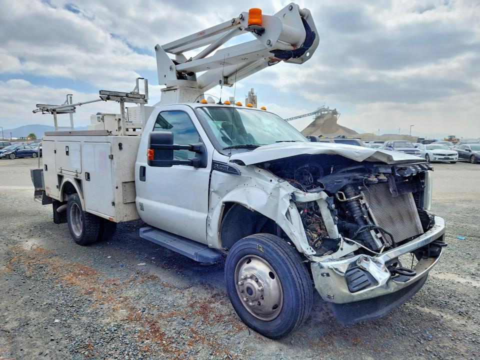 50954576 :رقم المزاد ، 1FDUF4GY6GEB87577 vin ، 2016 Ford F450 مزاد بيع