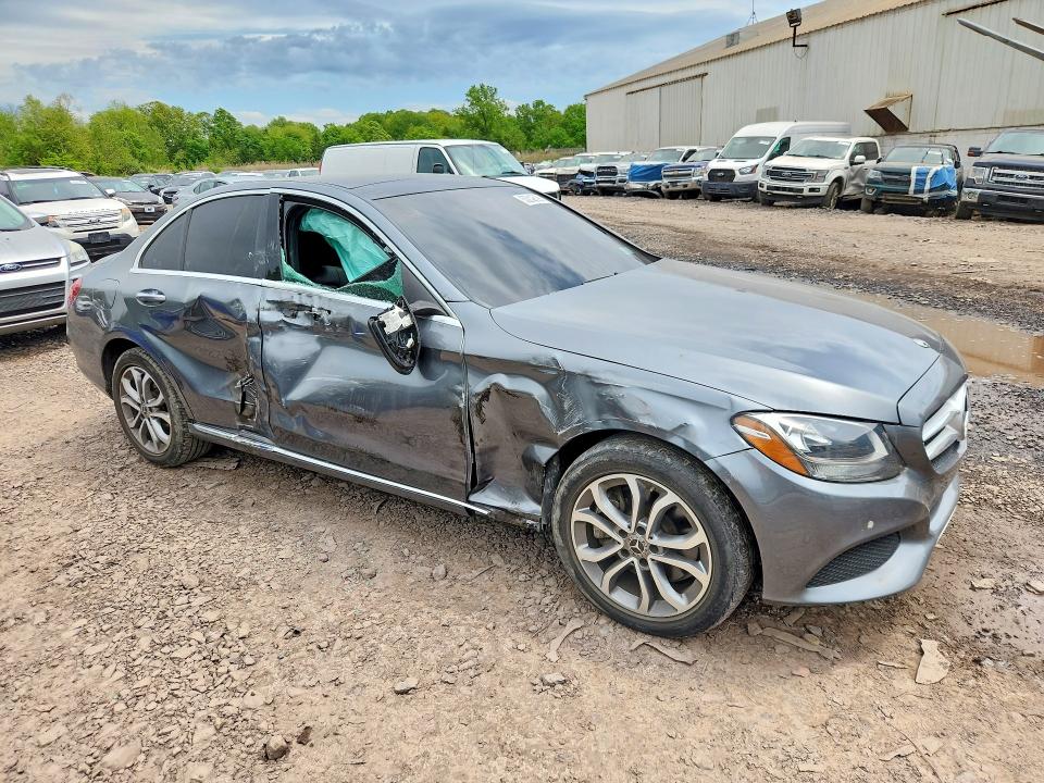 2018 Mercedes-benz C მანქანა იყიდება აუქციონზე, vin: 55SWF4KB2JU244541, აუქციონის ნომერი: 57668846