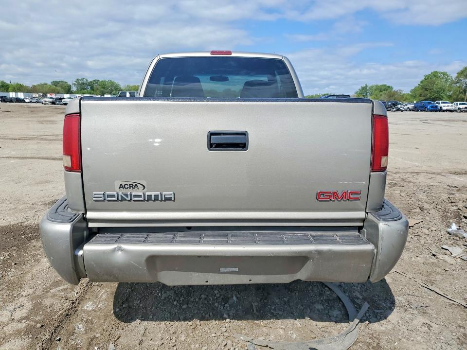 53257626 :رقم المزاد ، 1GTCS19W128215427 vin ، 2002 Gmc Sonoma مزاد بيع