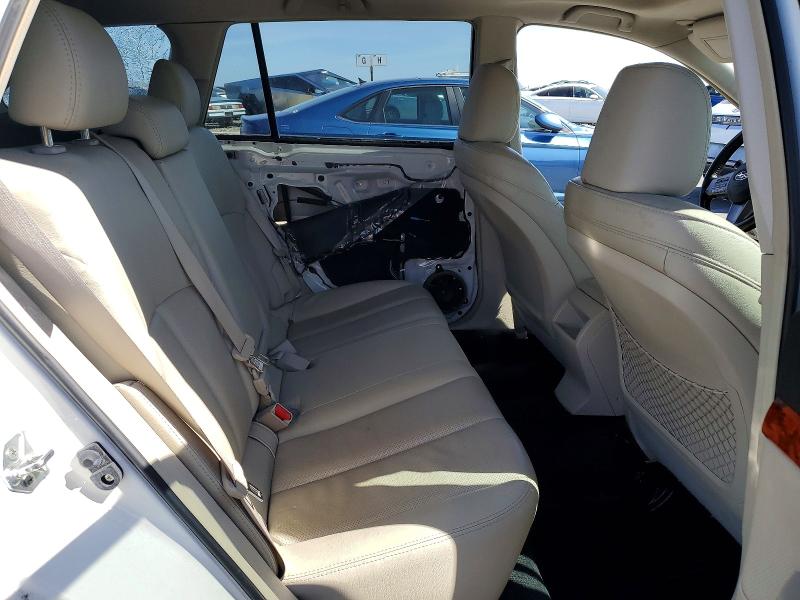 2011 Subaru Outback მანქანა იყიდება აუქციონზე, vin: 4S4BRBKC6B3404256, აუქციონის ნომერი: 52845156
