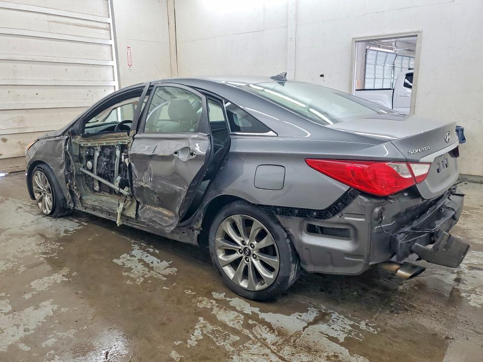 Продажа на аукционе авто 2012 Hyundai Sonata, vin: 5NPEC4AB9CH327217, номер лота: 52726786