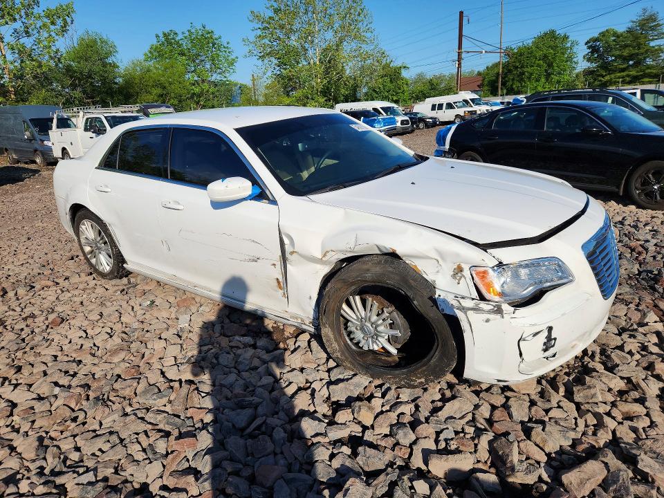 2014 Chrysler 300 მანქანა იყიდება აუქციონზე, vin: 2C3CCARG3EH206351, აუქციონის ნომერი: 54609156