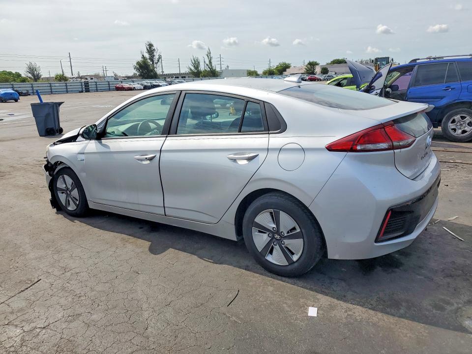 Продажа на аукционе авто 2017 Hyundai Ioniq, vin: KMHC65LC4HU031251, номер лота: 53463456
