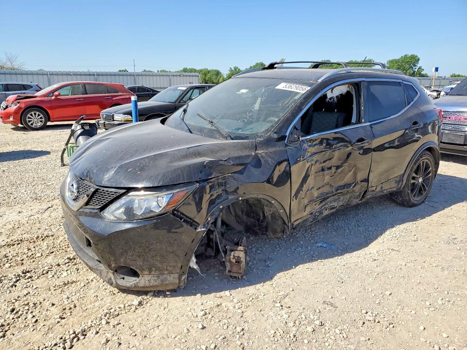 53629056 :رقم المزاد ، JN1BJ1CRXJW205607 vin ، 2018 Nissan Rogue Sport مزاد بيع