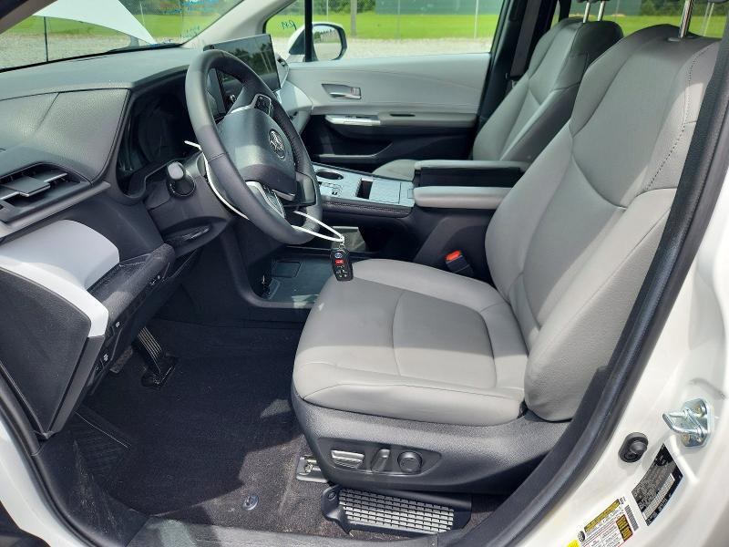 2025 Toyota Sienna მანქანა იყიდება აუქციონზე, vin: 5TDYRKEC3SS264868, აუქციონის ნომერი: 54141886