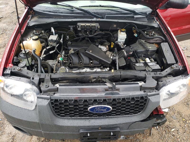 2005 Ford Escape მანქანა იყიდება აუქციონზე, vin: 1FMYU93145KA96769, აუქციონის ნომერი: 52704496