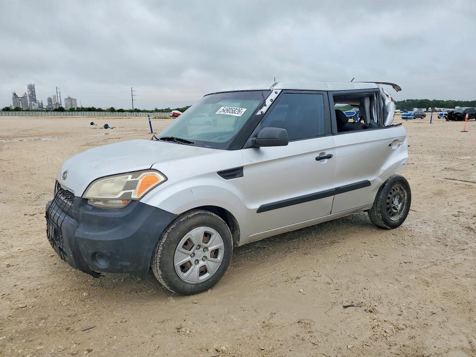 54905826 :رقم المزاد ، KNDJT2A17B7299835 vin ، 2011 Kia Soul مزاد بيع