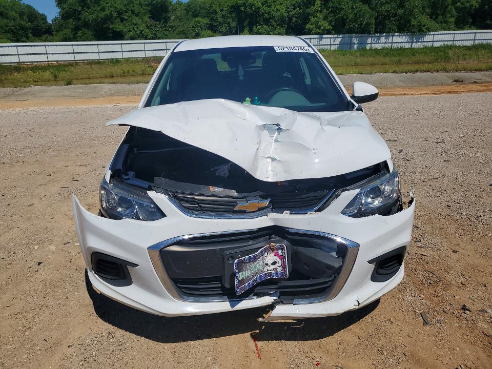 52104746 :رقم المزاد ، 1G1JG6SB0L4102163 vin ، 2020 Chevrolet Sonic مزاد بيع