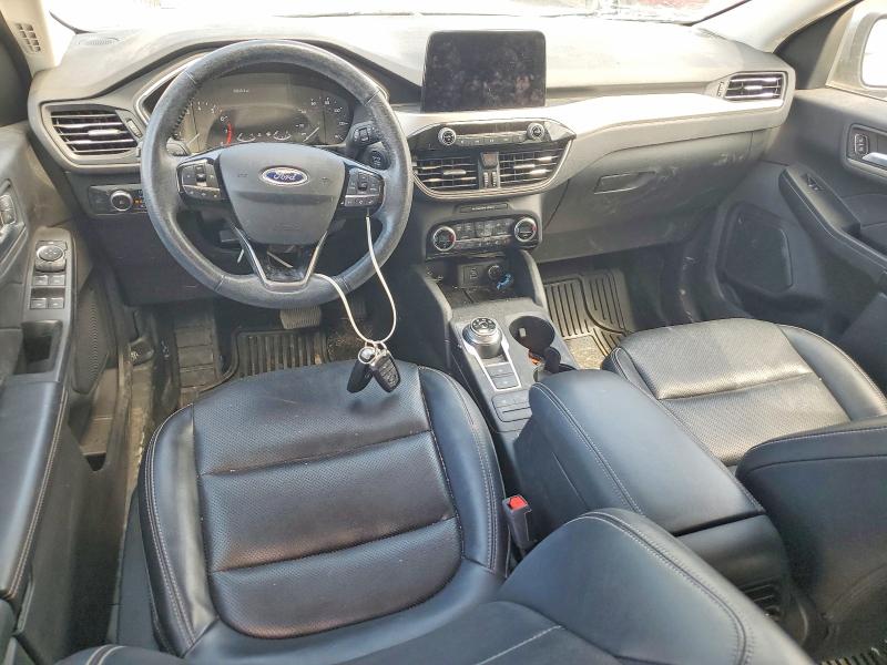 53323096 :رقم المزاد ، 1FMCU9H68MUA61119 vin ، 2021 Ford Escape مزاد بيع
