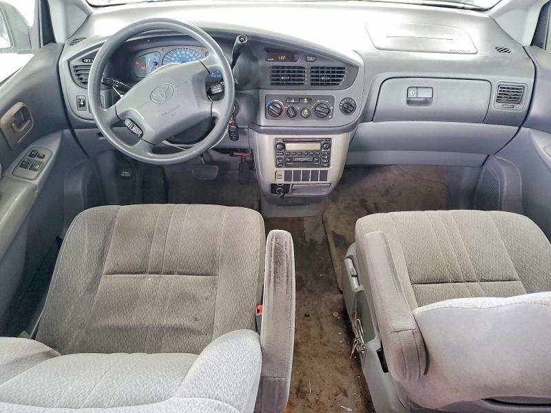 55278366 :رقم المزاد ، 4T3ZF19C53U533180 vin ، 2003 Toyota Sienna مزاد بيع