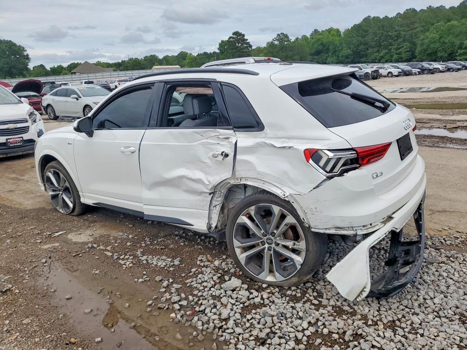 Продажа на аукционе авто 2021 Audi Q3, vin: WA1DECF35M1040588, номер лота: 54500596