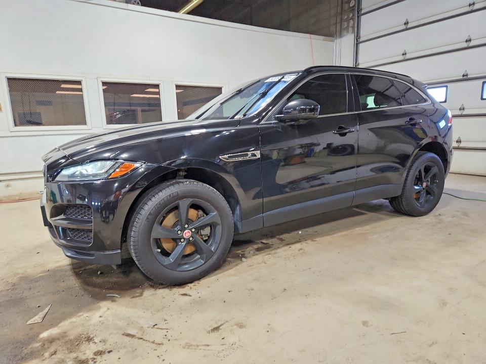 Продажа на аукционе авто 2017 Jaguar F-pace, vin: SADCK2BV4HA068002, номер лота: 52095346