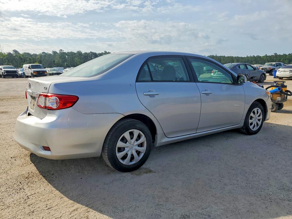 52989906 :رقم المزاد ، 2T1BU4EE5BC712294 vin ، 2011 Toyota Corolla مزاد بيع
