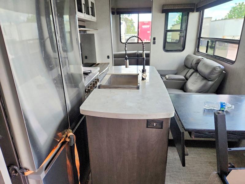 Продажа на аукционе авто 2024 Keystone Hampton 37, vin: 4YDTHPT29R9330043, номер лота: 53563526