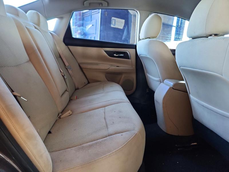 2015 Nissan Altima მანქანა იყიდება აუქციონზე, vin: 1N4AL3AP2FN861626, აუქციონის ნომერი: 52905736