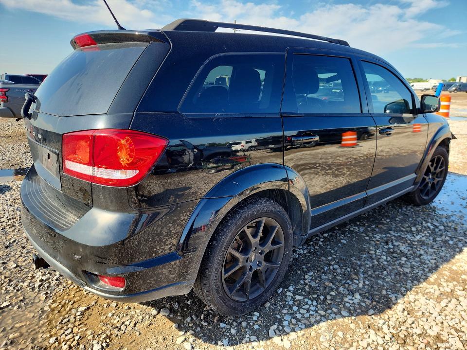 53998926 :رقم المزاد ، 3C4PDCBG5JT218972 vin ، 2018 Dodge Journey مزاد بيع